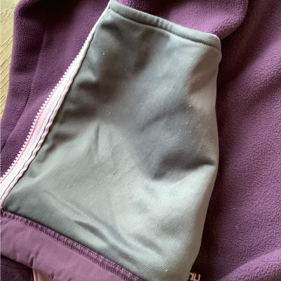 Under Armour Two-Tone Purple Jacket Women's Medium - Picture 6 of 15